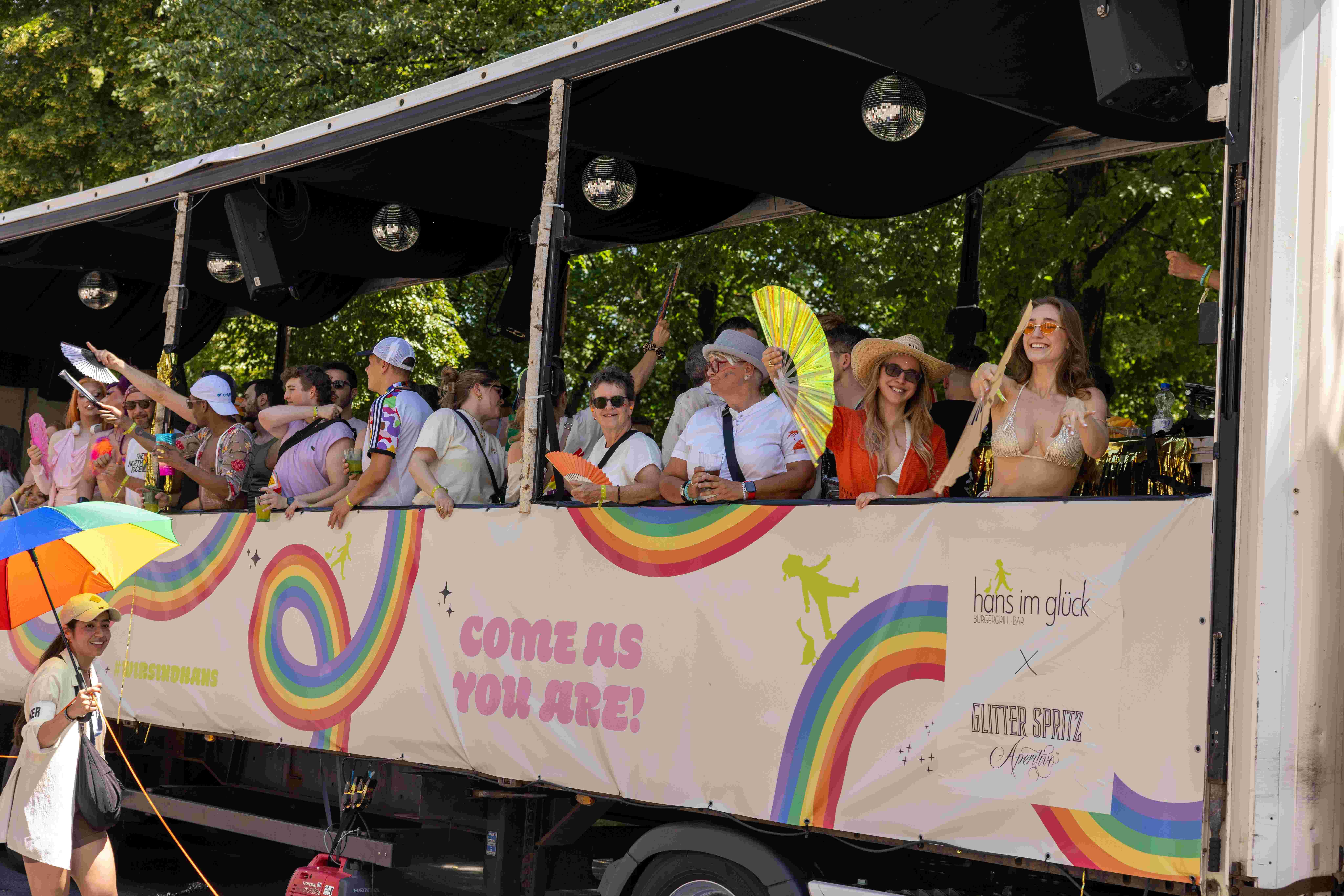 Truck von Hans im Glück auf dem CSD Street Festival